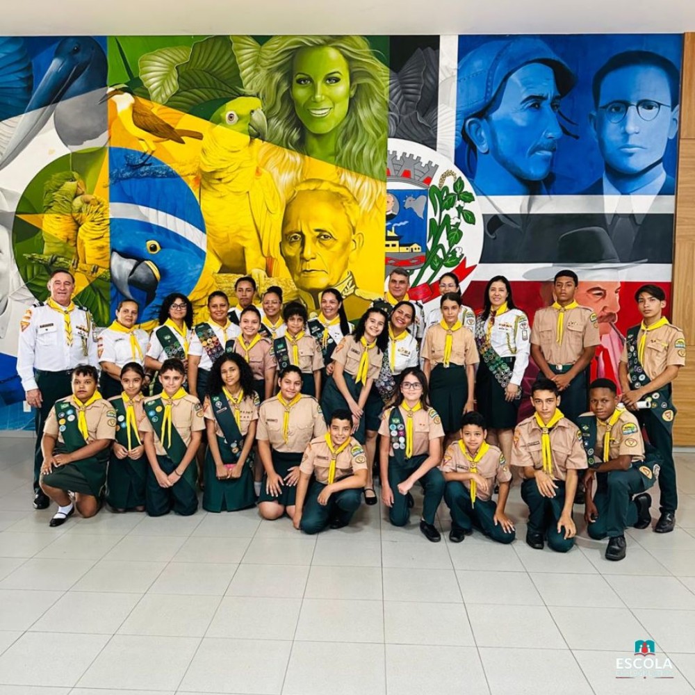 ALUNOS DO CLUBE DESBRAVADORES HERÓIS E ÁGUIAS DA FÉ PROMOVEM DIA DE CIDADANIA E PARCERIA NA CÂMARA MUNICIPAL.